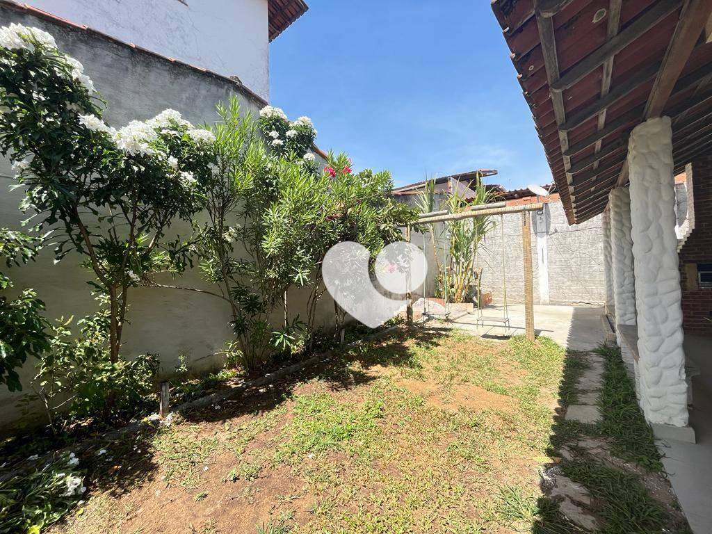 Casa à venda com 4 quartos, 290m² - Foto 22