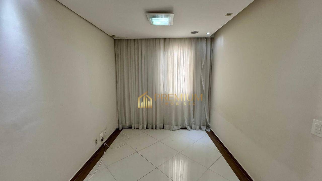 Apartamento à venda com 3 quartos, 125m² - Foto 3