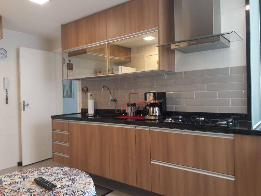 Apartamento à venda com 2 quartos, 75m² - Foto 16