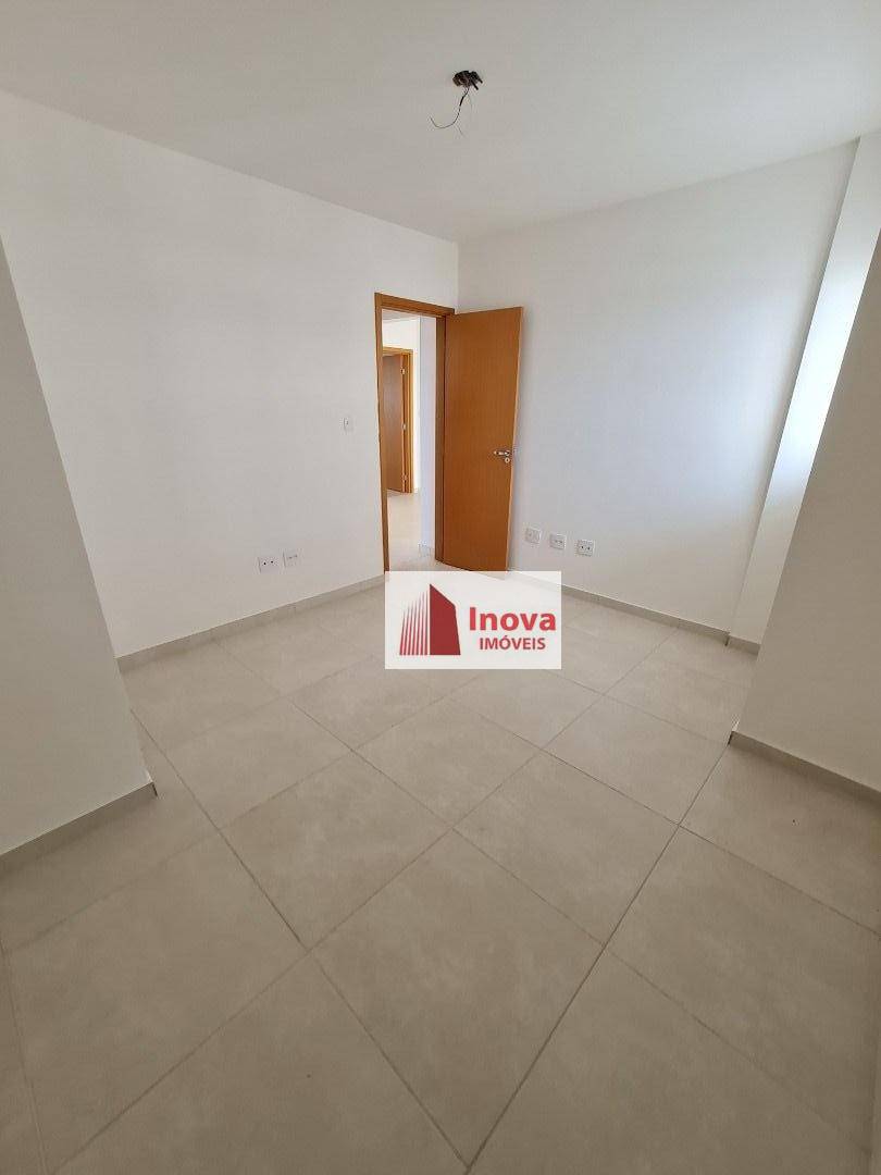 Apartamento à venda com 2 quartos, 80m² - Foto 13