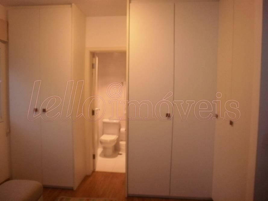 Apartamento para alugar com 2 quartos, 150m² - Foto 13