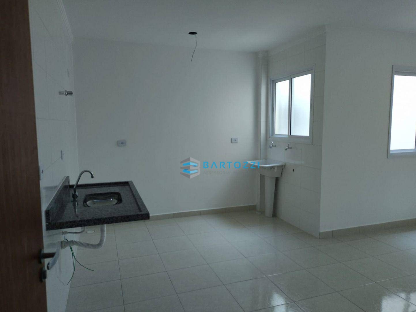 Apartamento à venda com 1 quarto, 30m² - Foto 1