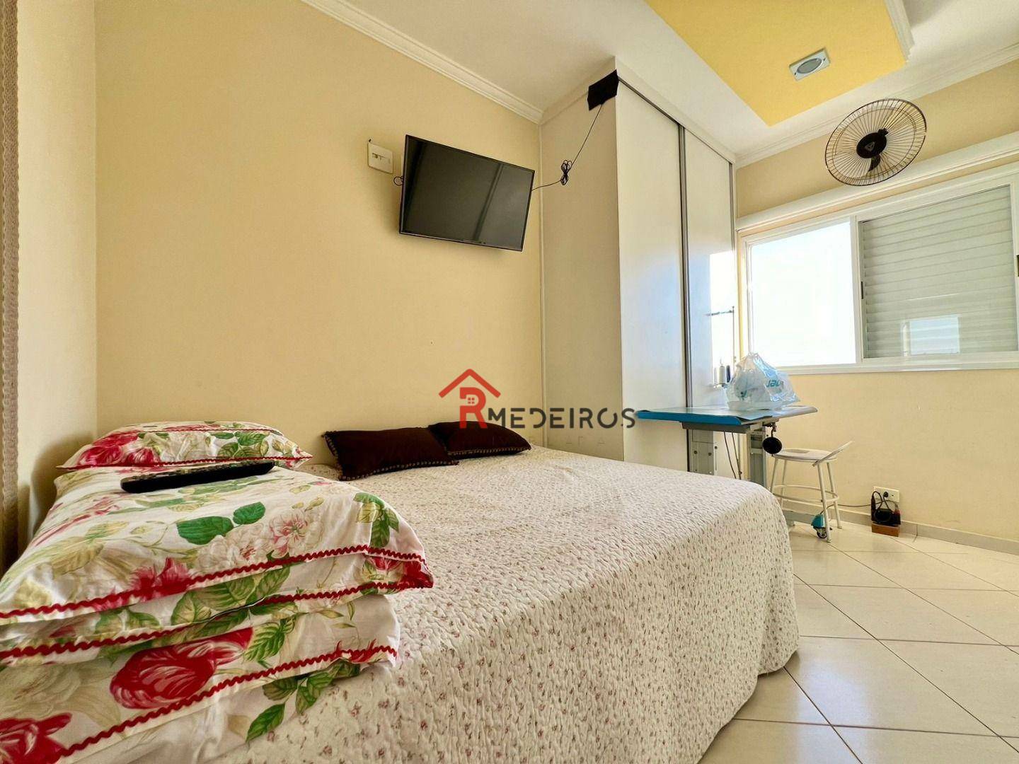 Apartamento à venda com 3 quartos, 140m² - Foto 16