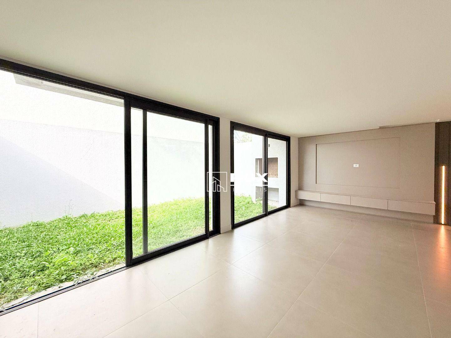 Casa de Condomínio para alugar com 3 quartos, 194m² - Foto 8