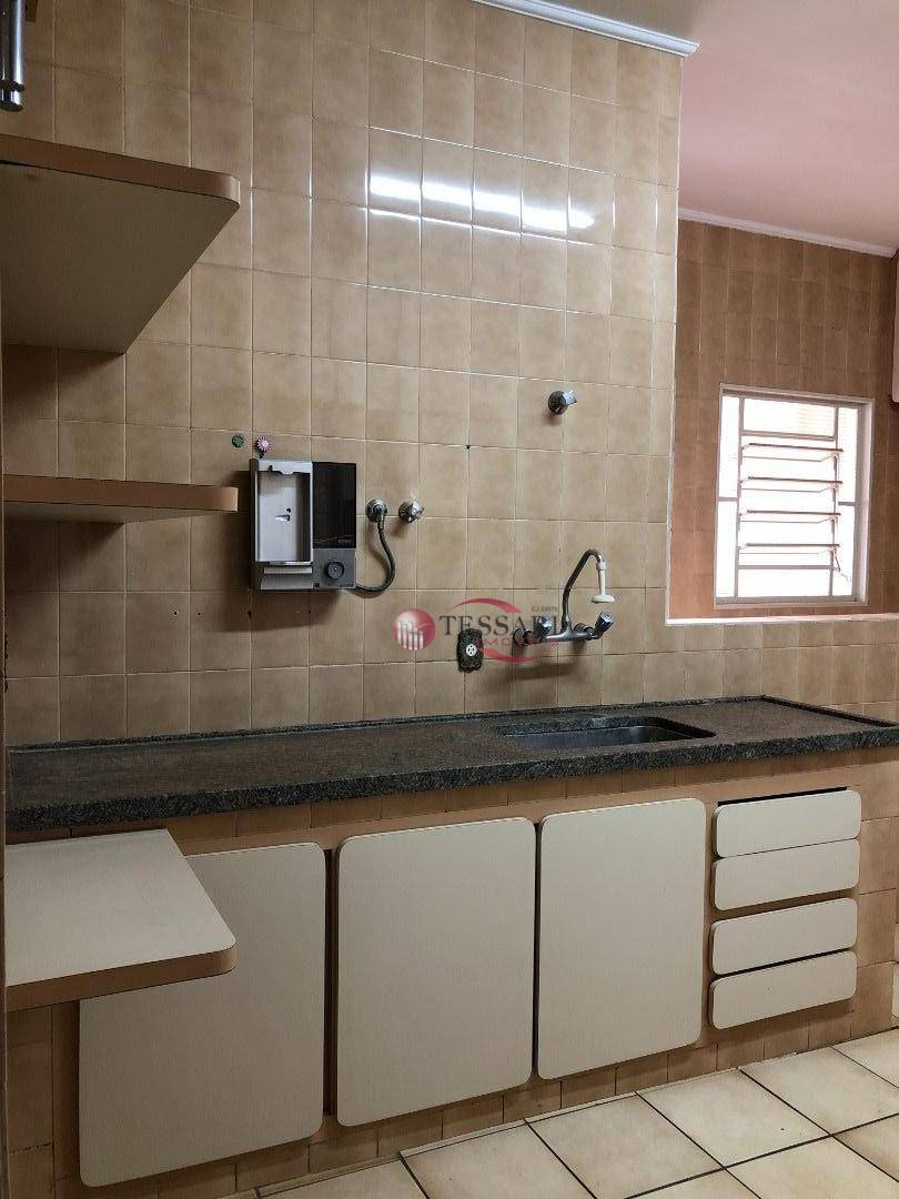 Apartamento à venda com 3 quartos, 140m² - Foto 8