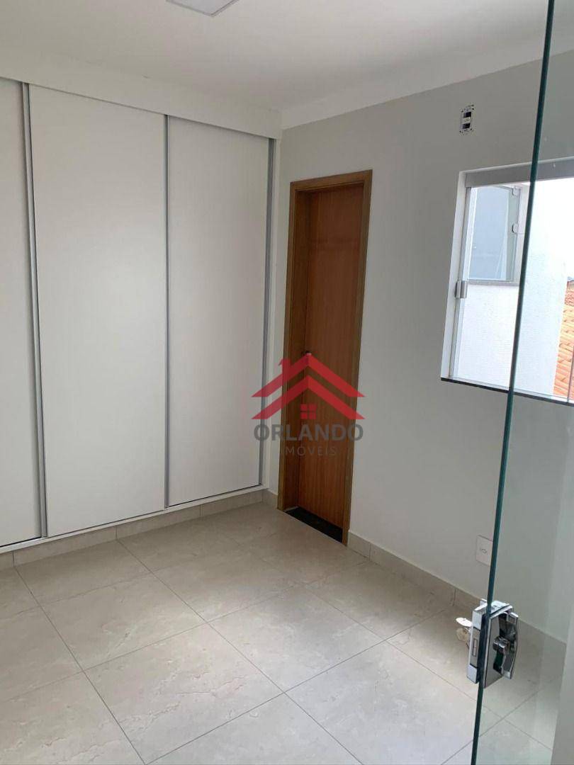 Casa à venda com 4 quartos, 225m² - Foto 5