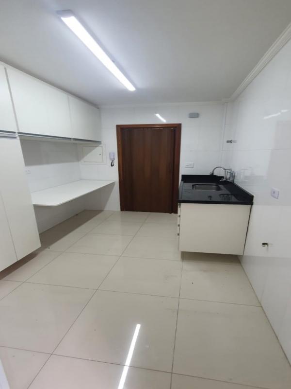 Sobrado à venda com 3 quartos, 280m² - Foto 5