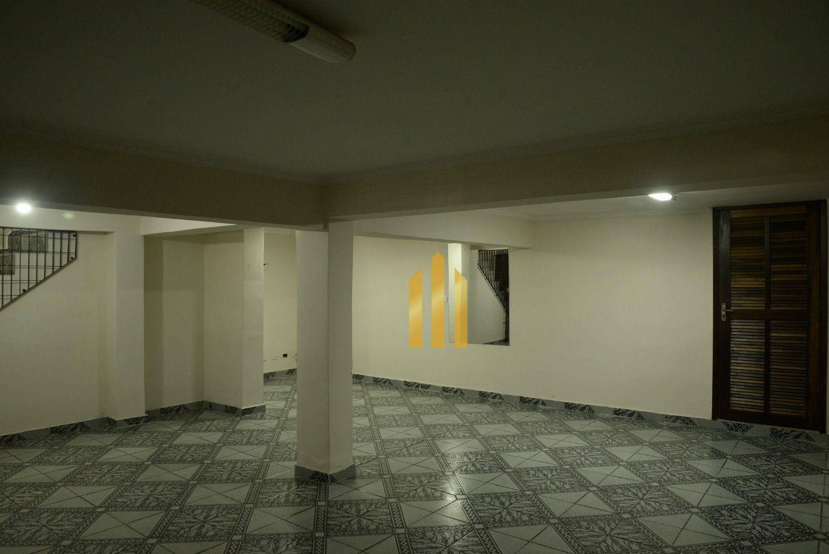 Sobrado à venda com 4 quartos, 600m² - Foto 74