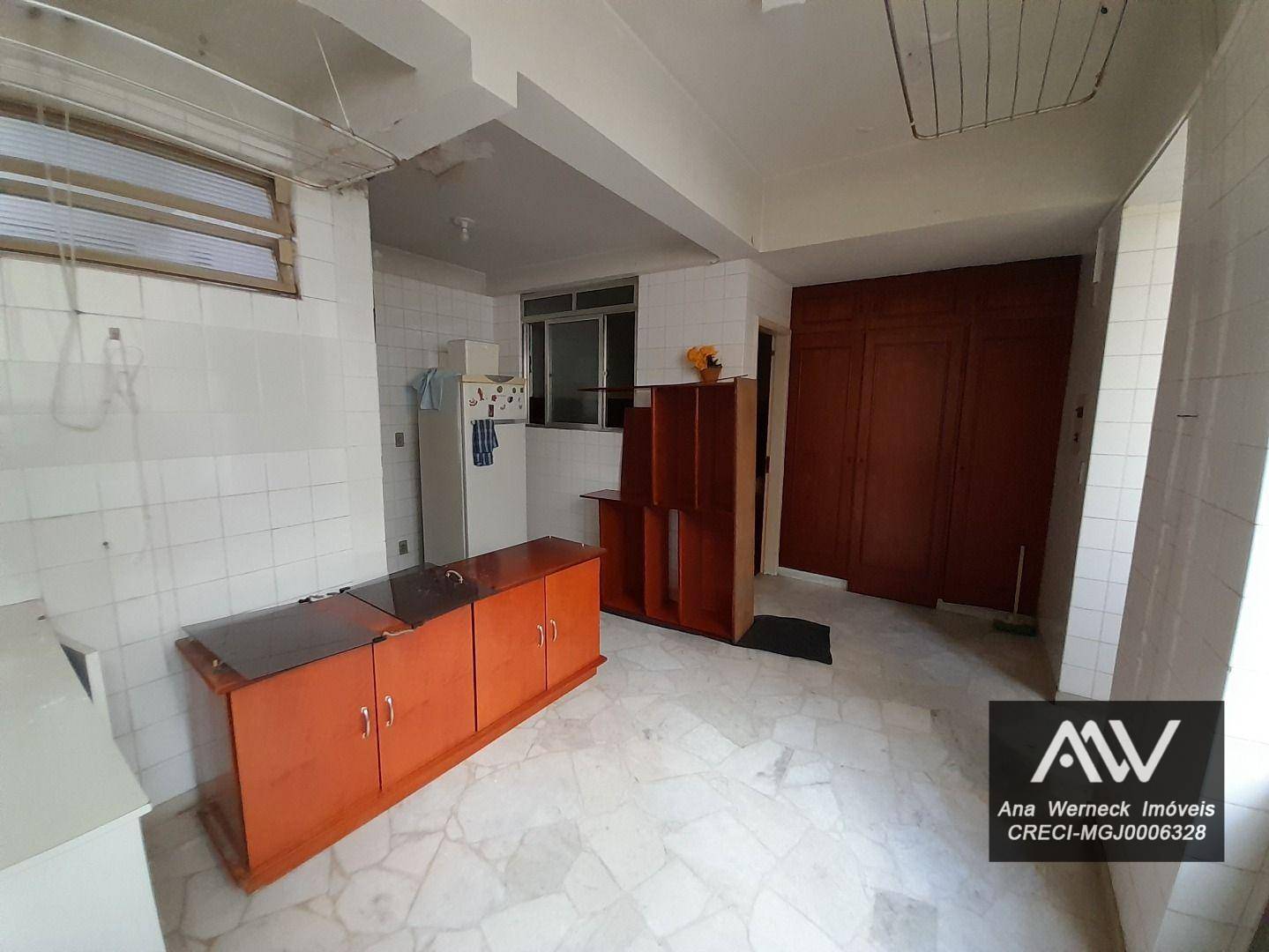 Apartamento à venda com 5 quartos, 180m² - Foto 43