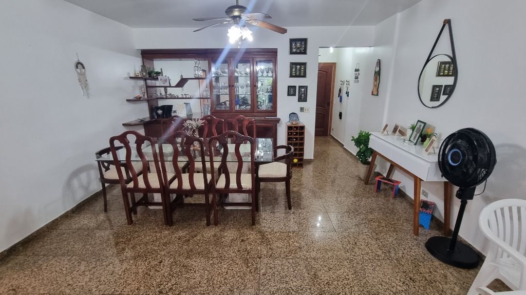 Apartamento à venda com 3 quartos, 140m² - Foto 9