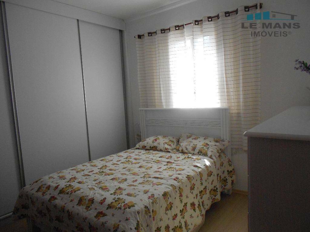 Casa à venda com 3 quartos, 95m² - Foto 17