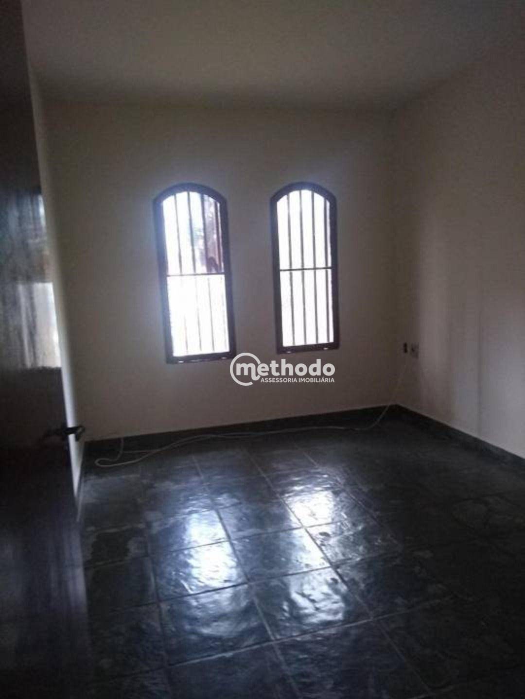 Casa à venda com 5 quartos, 300m² - Foto 15