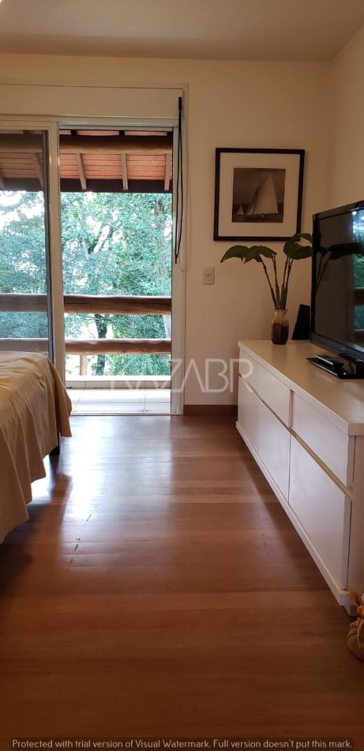 Casa à venda com 6 quartos, 500m² - Foto 4