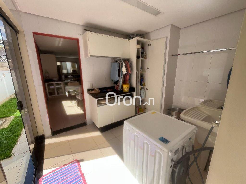 Sobrado à venda com 4 quartos, 341m² - Foto 11