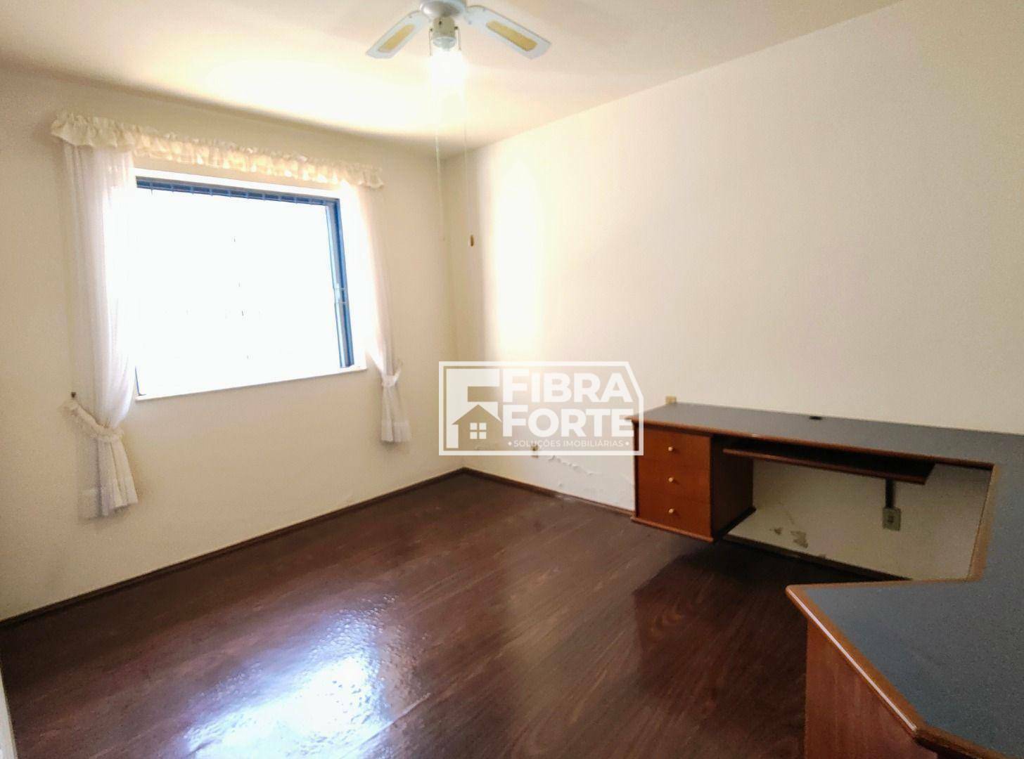 Casa à venda com 4 quartos, 262m² - Foto 23