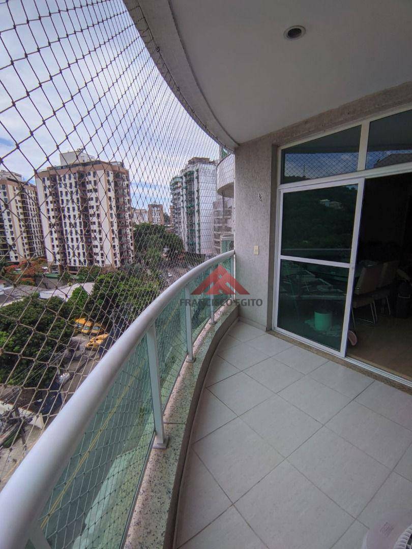 Apartamento à venda com 2 quartos, 70m² - Foto 8