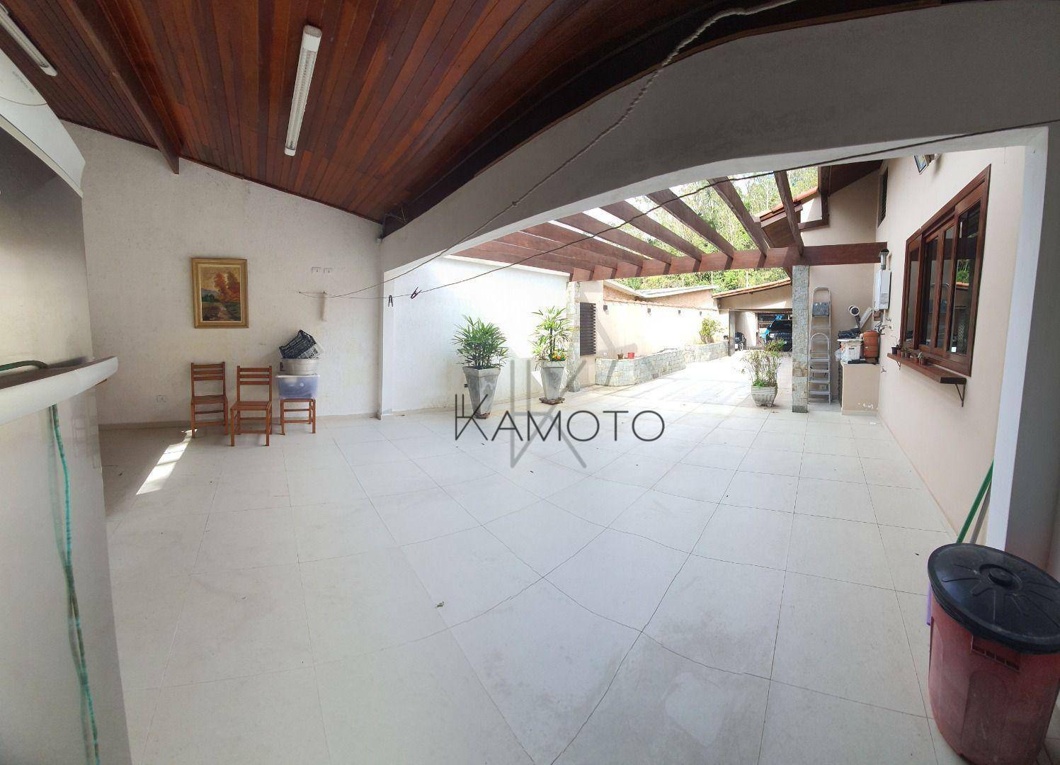 Casa à venda com 2 quartos, 160m² - Foto 2