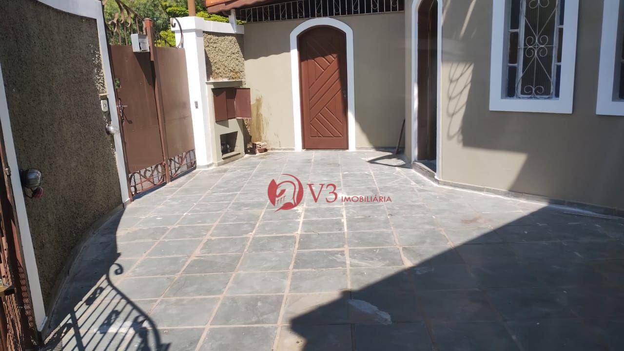 Sobrado para alugar com 3 quartos, 110m² - Foto 2