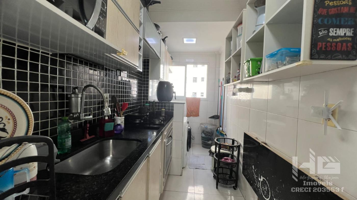 Apartamento à venda com 2 quartos, 60m² - Foto 21