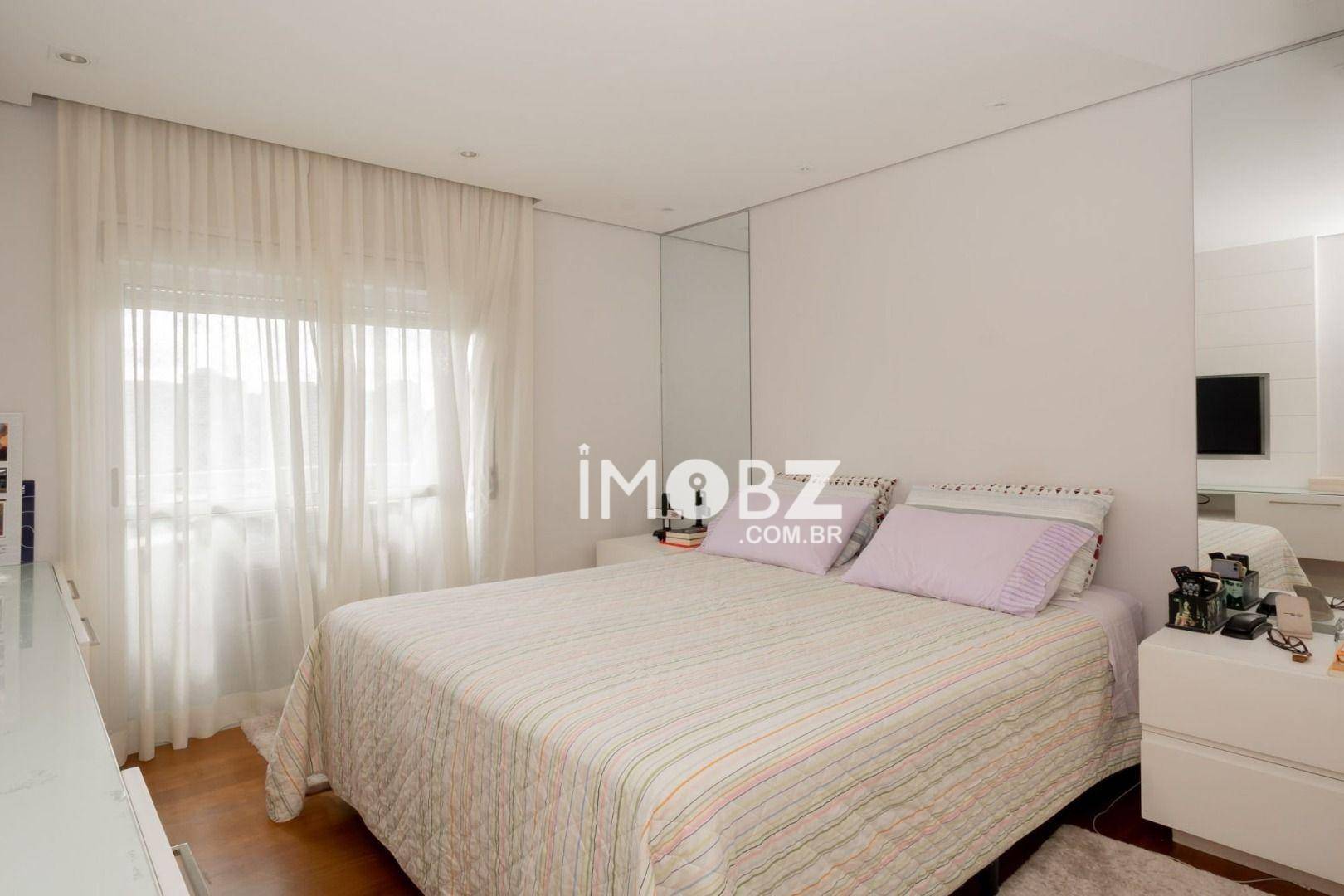 Apartamento à venda com 3 quartos, 177m² - Foto 23