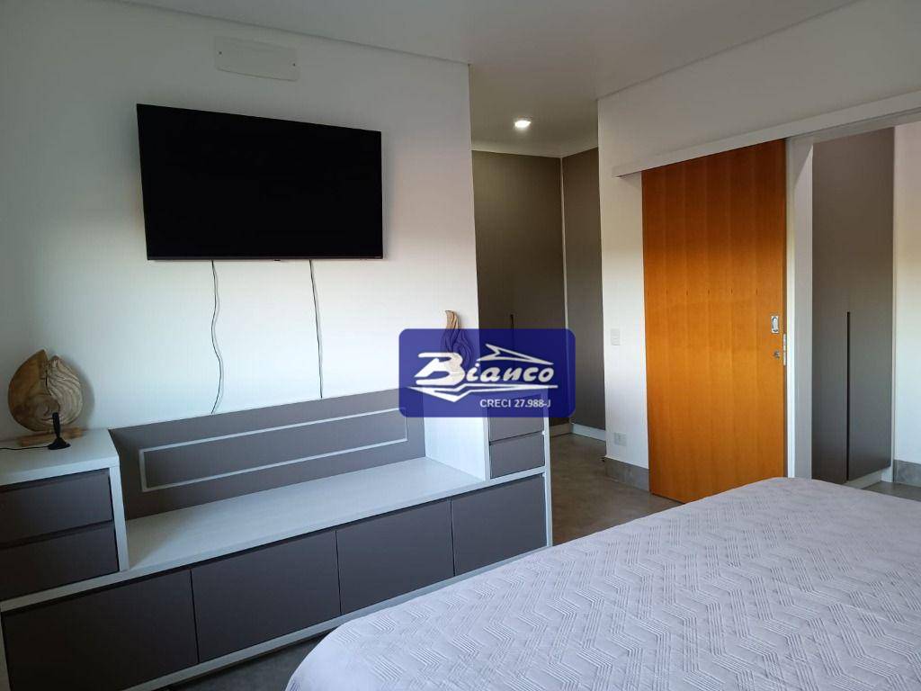 Sobrado à venda com 4 quartos, 250m² - Foto 19