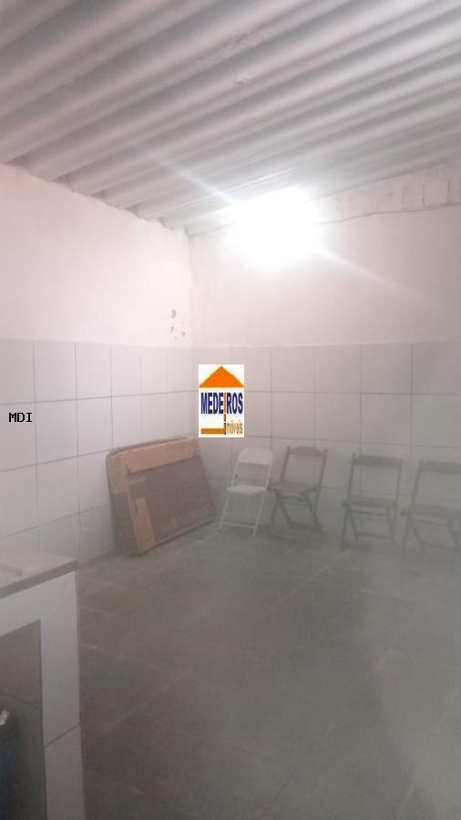 Casa à venda com 2 quartos, 200m² - Foto 19