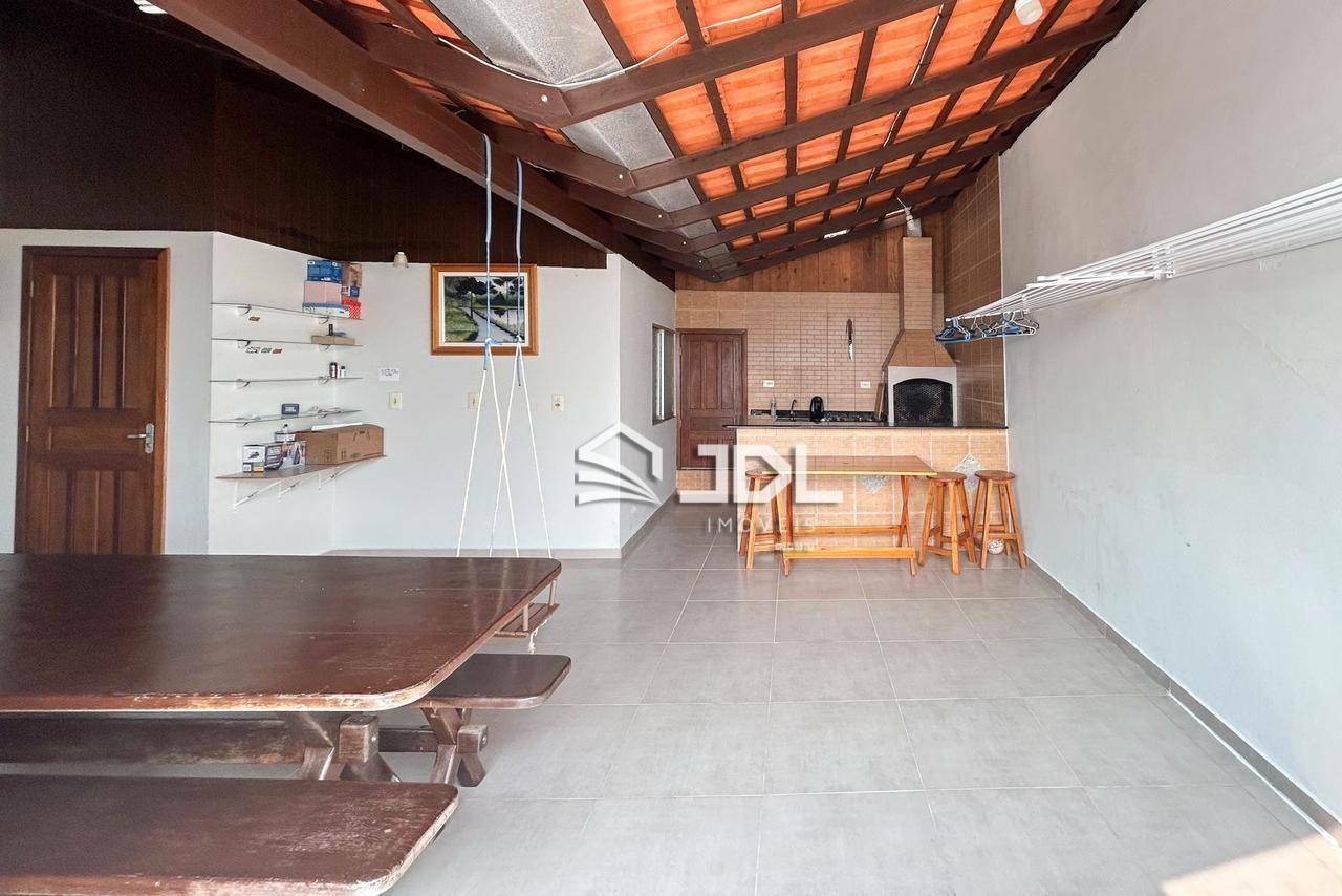 Casa à venda com 4 quartos, 258m² - Foto 15