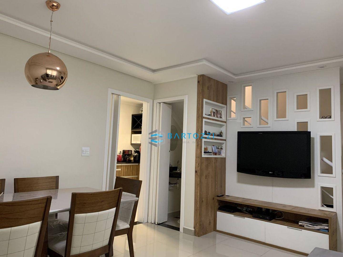 Sobrado à venda com 3 quartos, 83m² - Foto 1