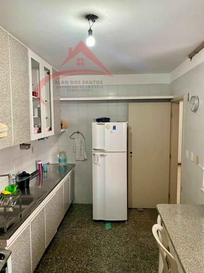 Apartamento à venda com 2 quartos, 58m² - Foto 2