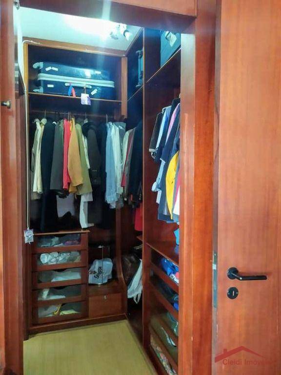 Apartamento à venda com 4 quartos, 191m² - Foto 18