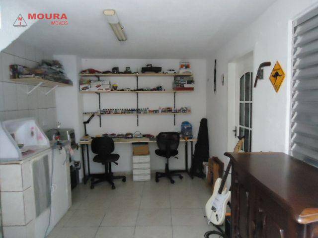 Casa à venda com 8 quartos, 236M2 - Foto 21