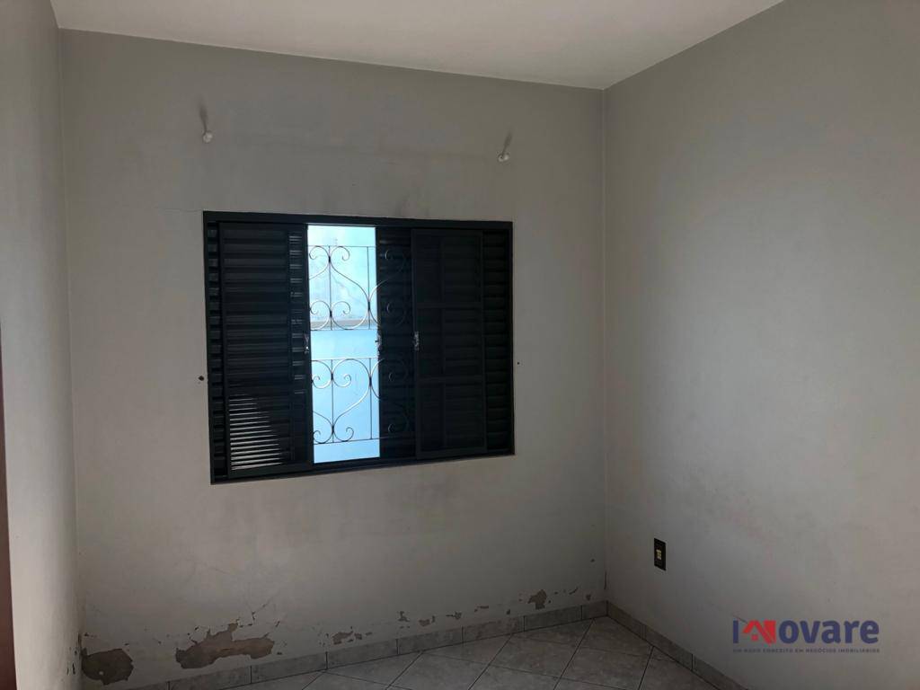 Casa à venda com 2 quartos, 137m² - Foto 11