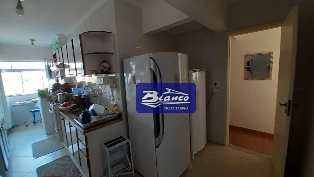 Apartamento à venda com 2 quartos, 82m² - Foto 5