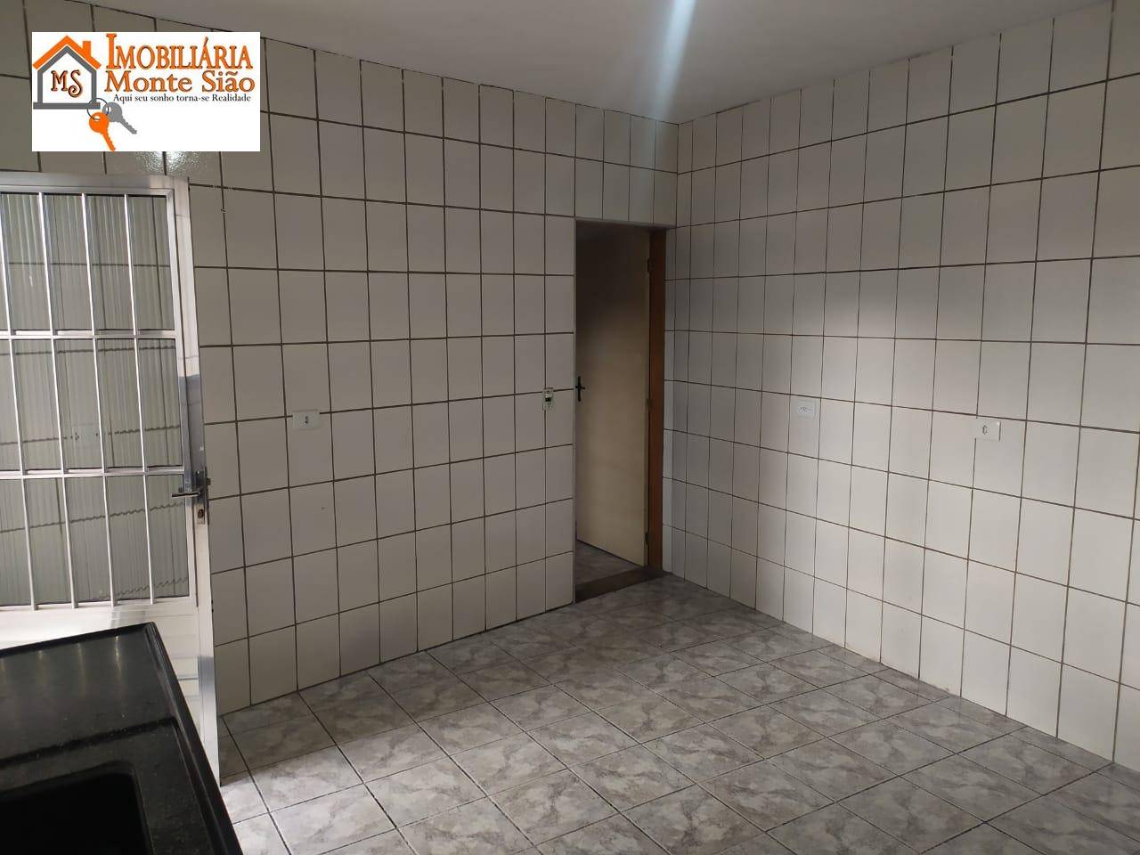 Casa à venda com 4 quartos, 200m² - Foto 12