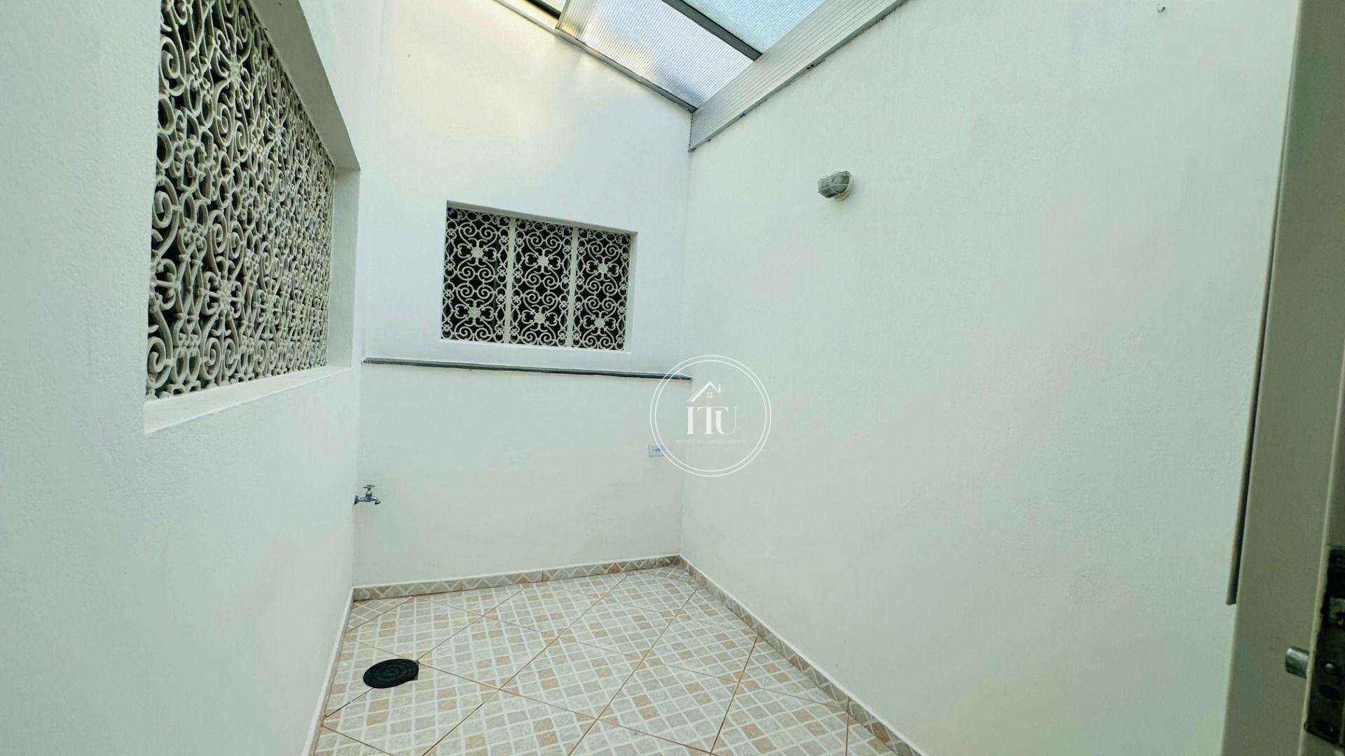 Casa de Condomínio para alugar com 3 quartos, 207m² - Foto 6