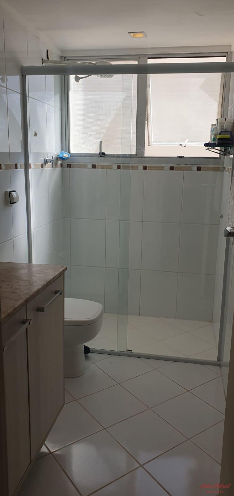 Apartamento à venda com 2 quartos, 75m² - Foto 15