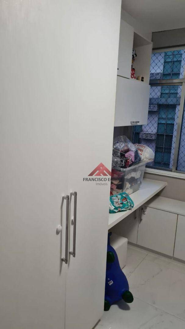 Apartamento à venda com 3 quartos, 120m² - Foto 23