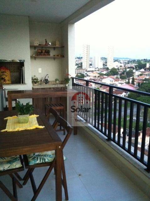 Apartamento à venda com 3 quartos, 98m² - Foto 1