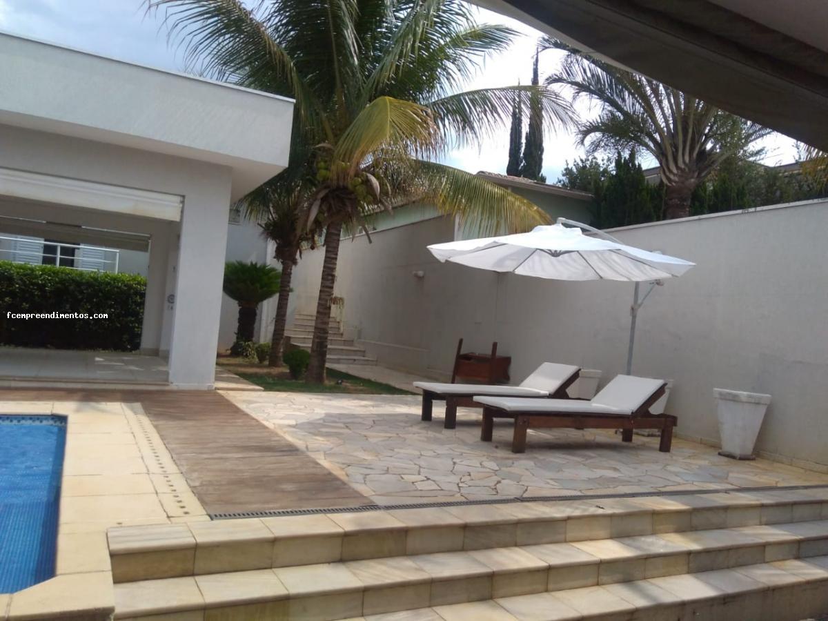 Casa de Condomínio à venda com 3 quartos, 600m² - Foto 16