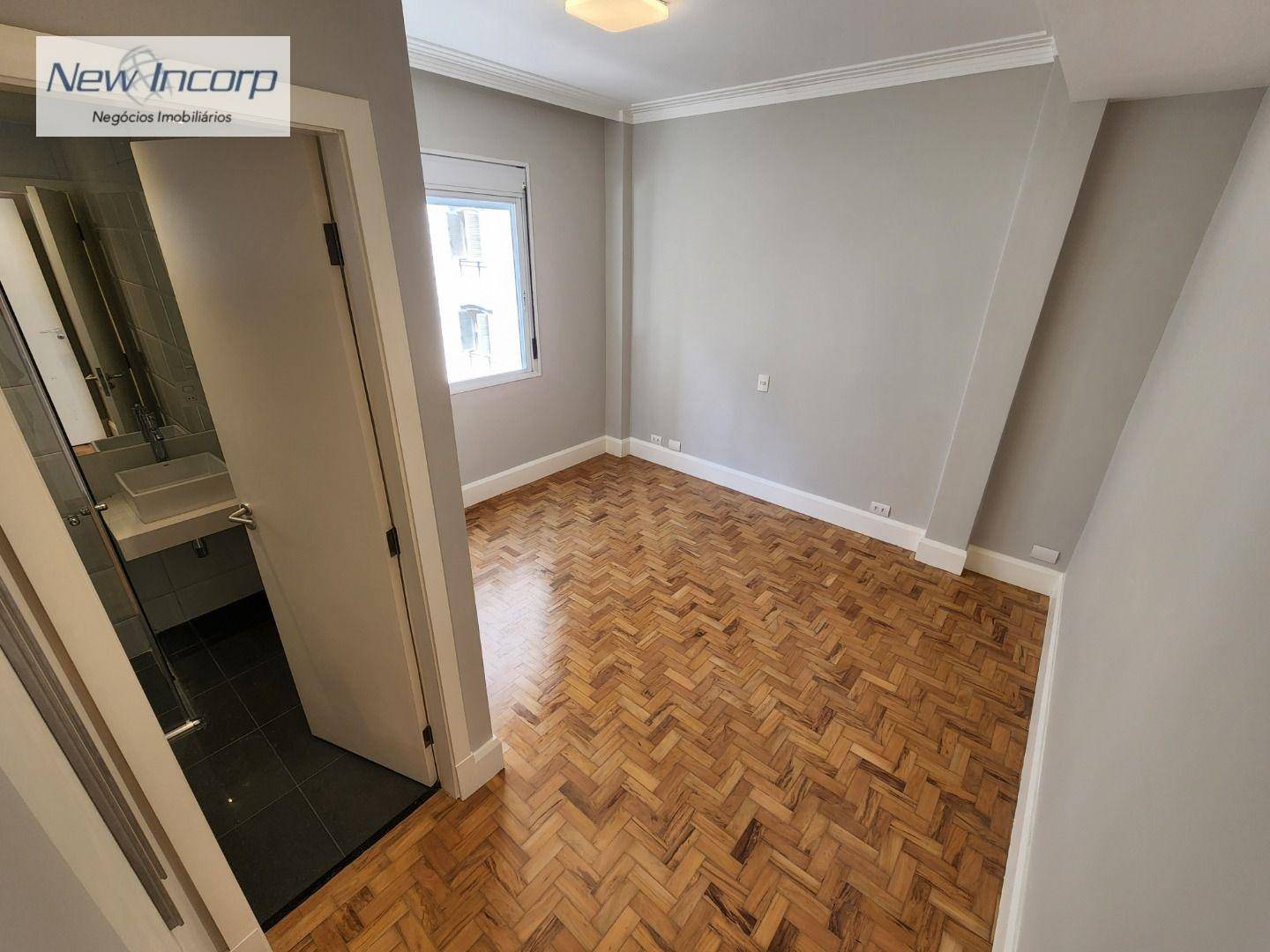 Apartamento à venda com 3 quartos, 165m² - Foto 35