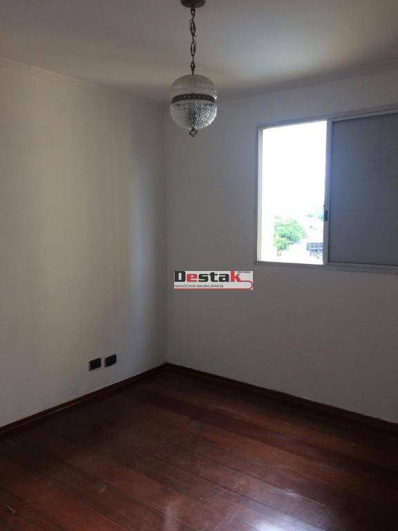 Apartamento à venda com 2 quartos, 72m² - Foto 11