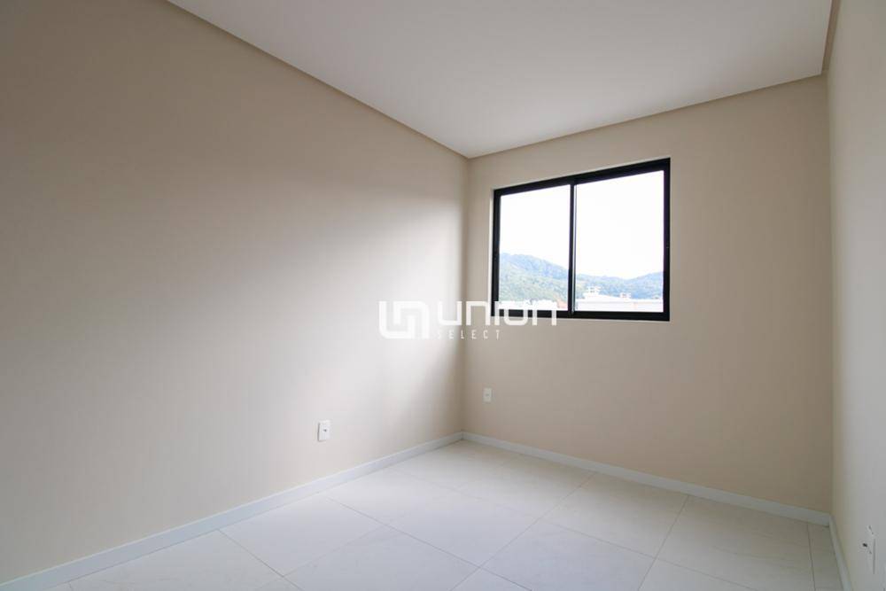 Apartamento à venda com 2 quartos, 64m² - Foto 8