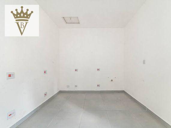 Casa à venda e aluguel com 3 quartos, 220m² - Foto 4