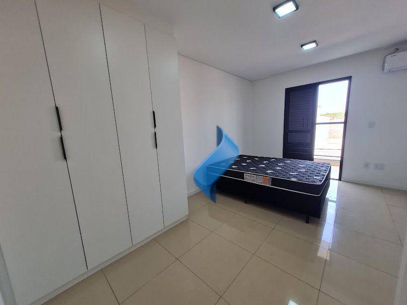 Apartamento para alugar com 1 quarto, 60m² - Foto 8