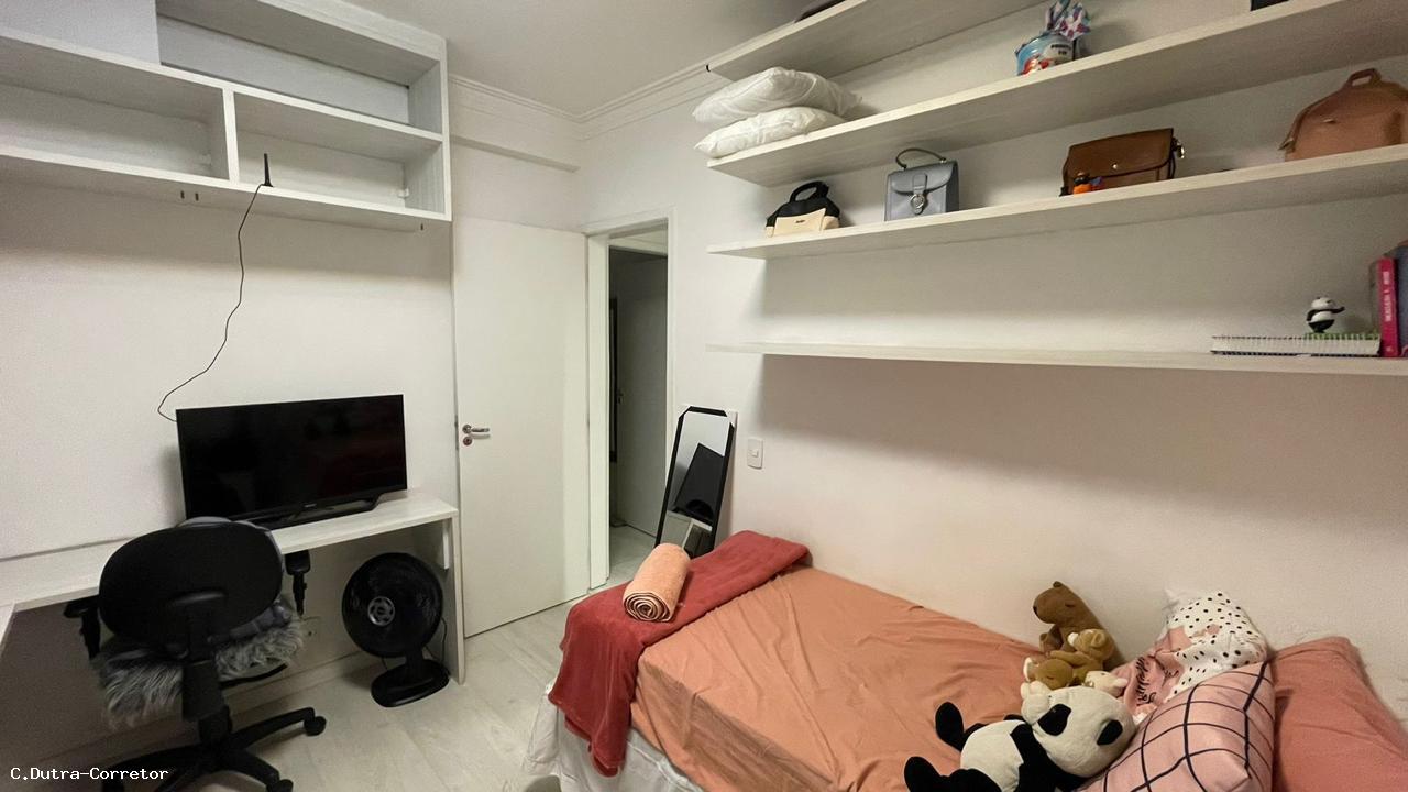 Apartamento à venda com 4 quartos, 194m² - Foto 4