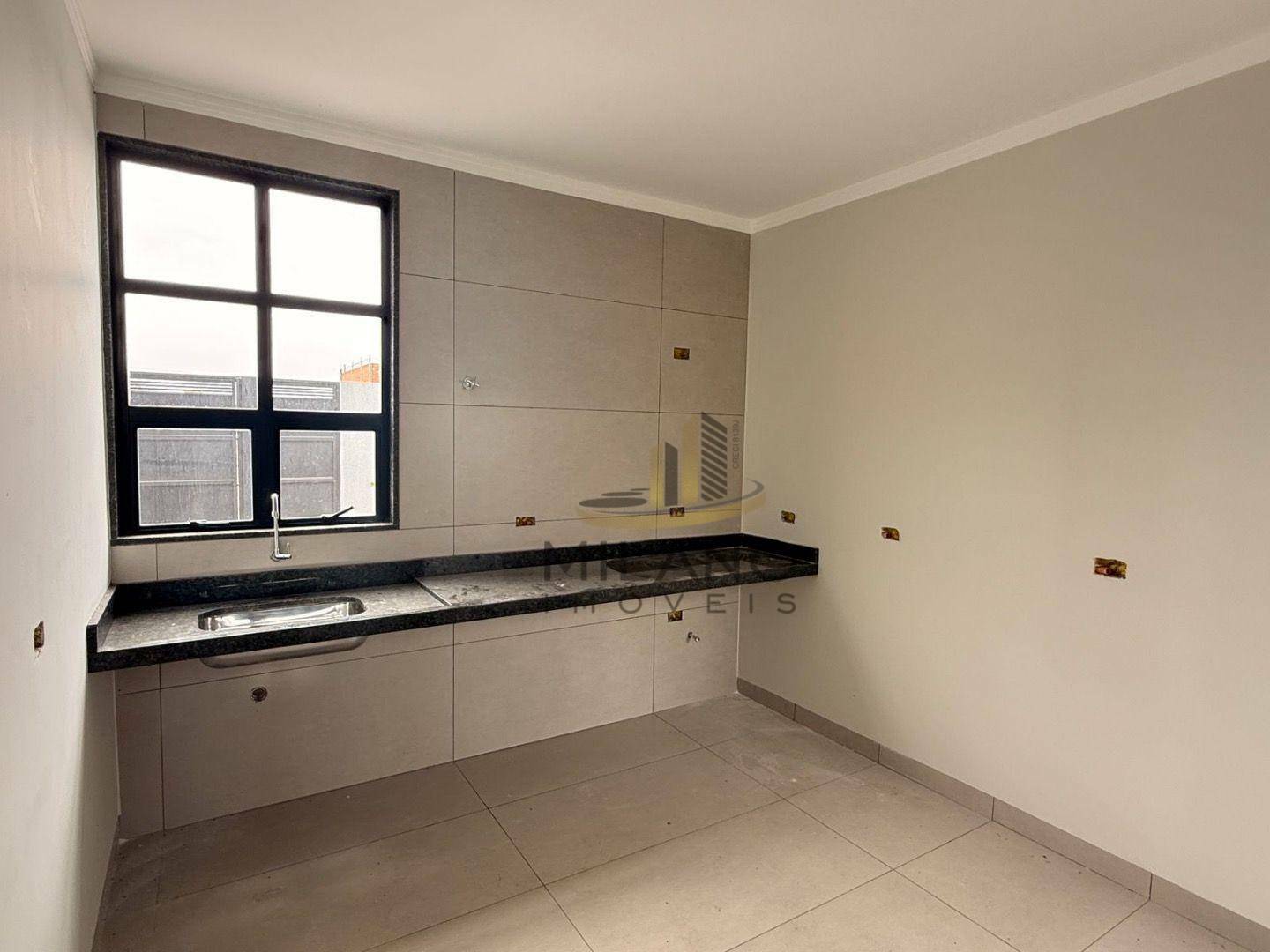 Casa à venda com 2 quartos, 60m² - Foto 6
