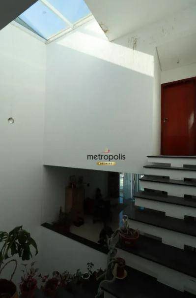 Sobrado à venda com 3 quartos, 250m² - Foto 20