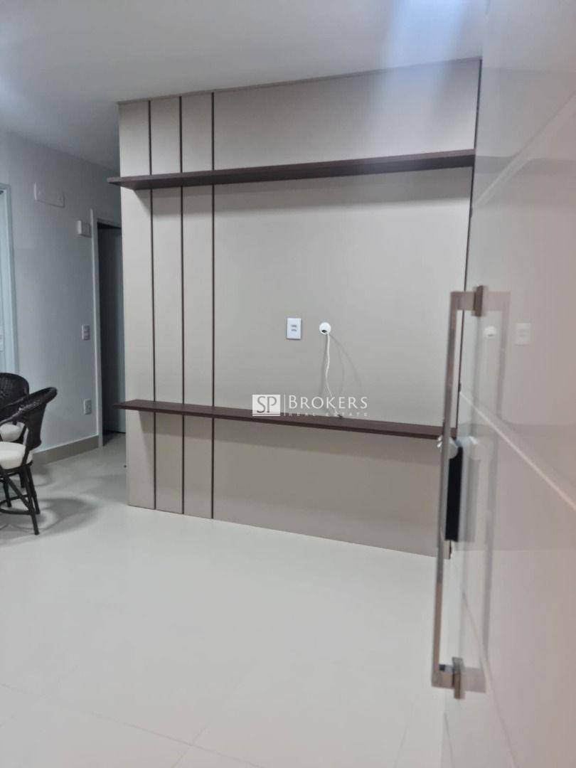 Apartamento para alugar com 1 quarto, 42m² - Foto 4