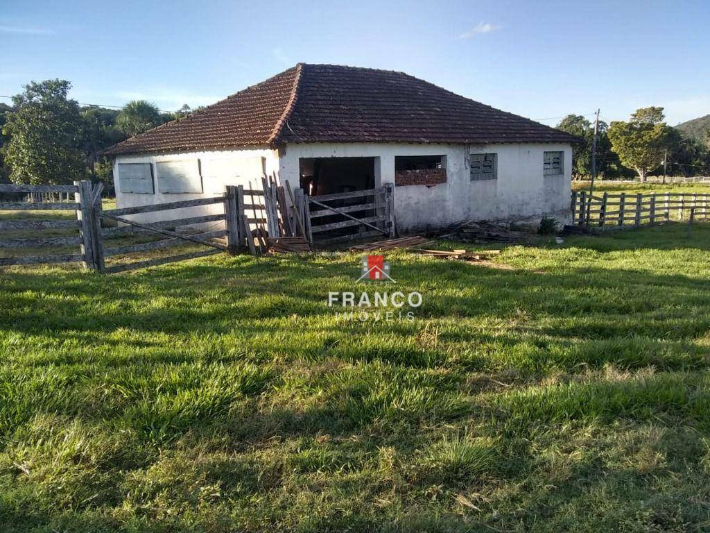 Fazenda à venda com 6 quartos, 350m² - Foto 13