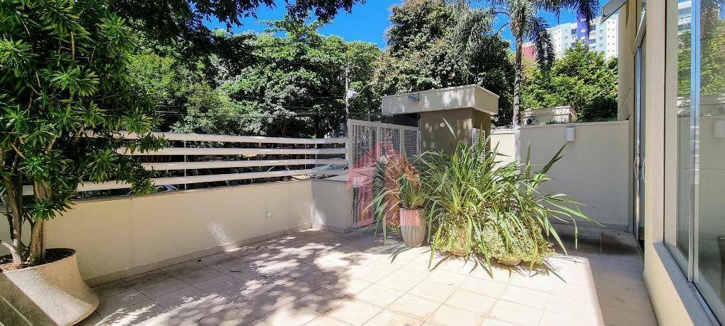 Apartamento para alugar com 1 quarto, 47m² - Foto 32